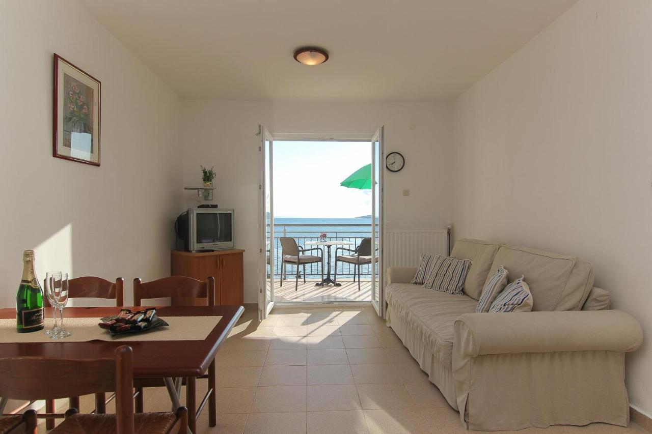 Apartments Villa Alex Podaca Exterior photo